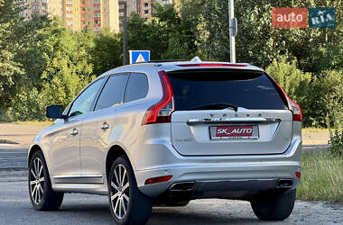 Внедорожник / Кроссовер Volvo XC60 2015 в 