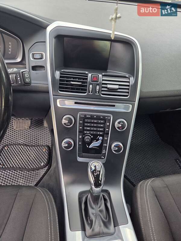 Внедорожник / Кроссовер Volvo XC60 2014 в Львове