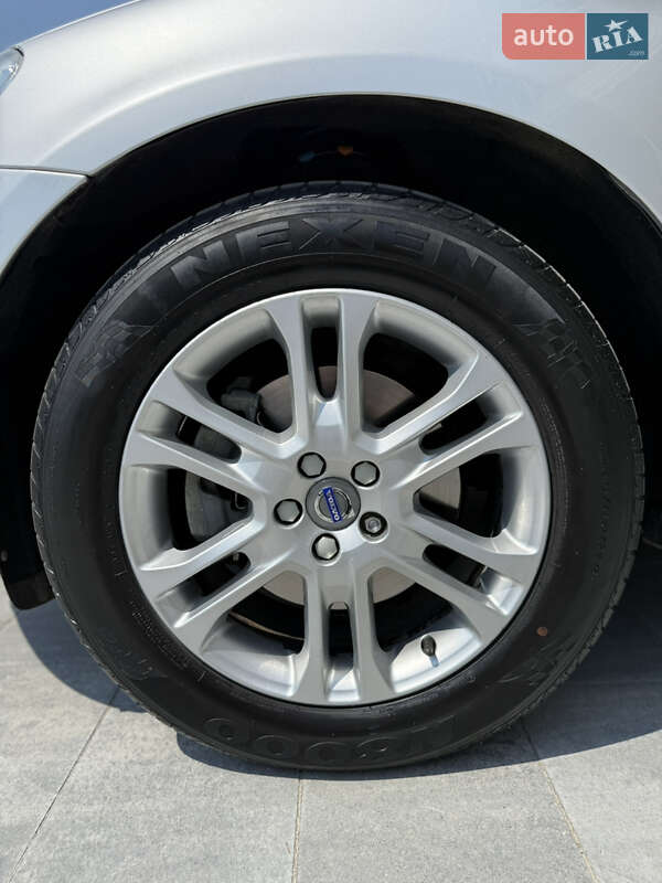 Позашляховик / Кросовер Volvo XC60 2016 в Тернополі