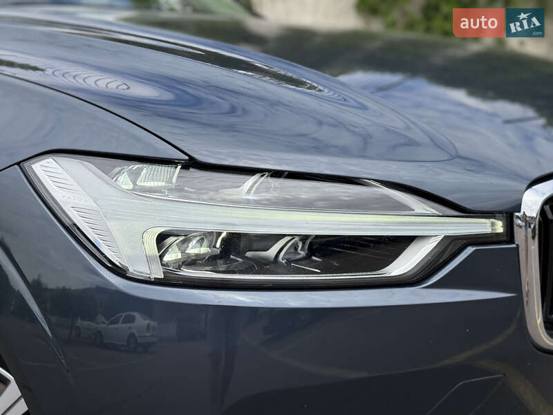 Внедорожник / Кроссовер Volvo XC60 2019 в Ровно