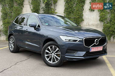 Внедорожник / Кроссовер Volvo XC60 2019 в 