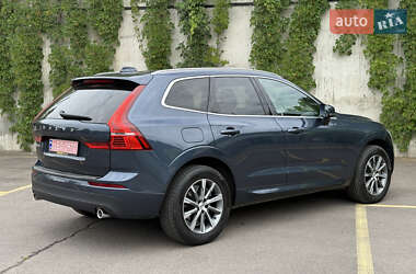 Внедорожник / Кроссовер Volvo XC60 2019 в 
