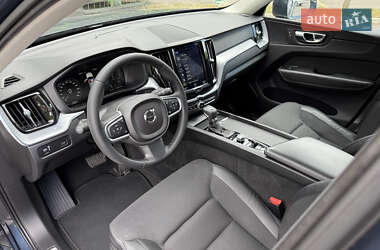 Внедорожник / Кроссовер Volvo XC60 2019 в 