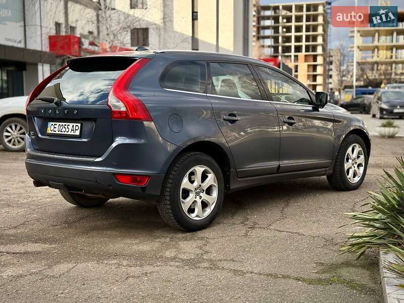 Внедорожник / Кроссовер Volvo XC60 2009 в Черновцах