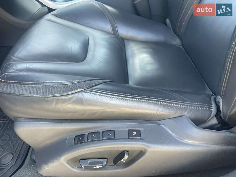 Внедорожник / Кроссовер Volvo XC60 2014 в Черновцах фото 15 Внедорожник / Кроссовер Volvo XC60 2014 в Черновцах