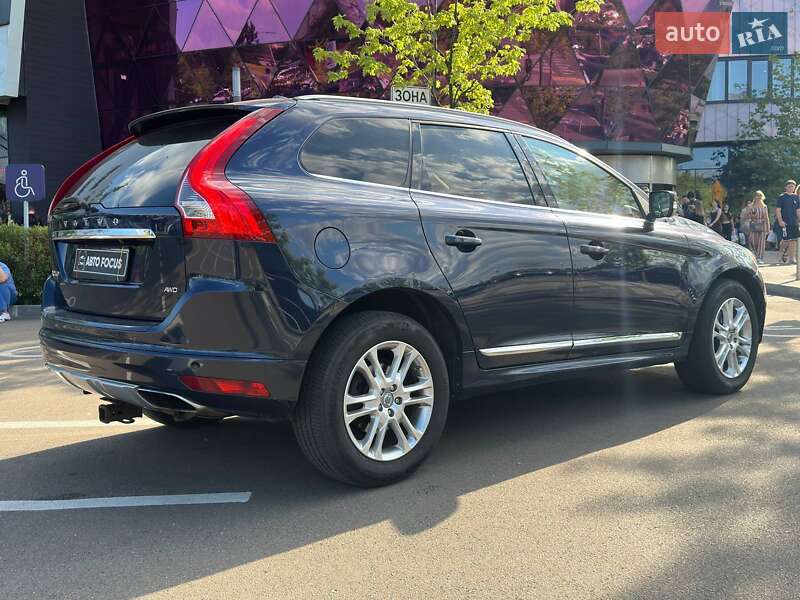 Позашляховик / Кросовер Volvo XC60 2013 в Києві