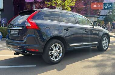 Внедорожник / Кроссовер Volvo XC60 2013 в 