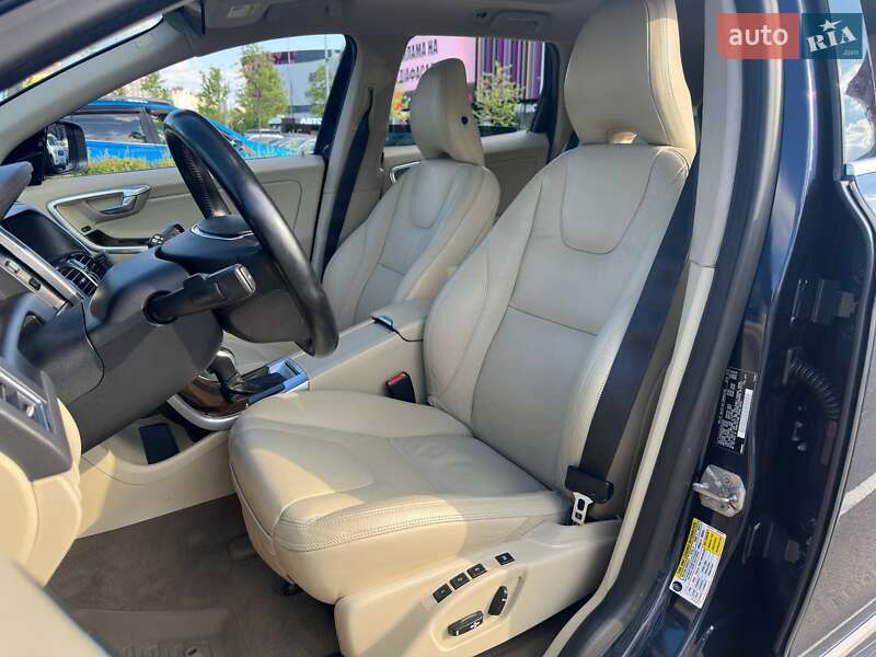 Позашляховик / Кросовер Volvo XC60 2013 в Києві