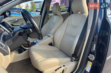Внедорожник / Кроссовер Volvo XC60 2013 в 
