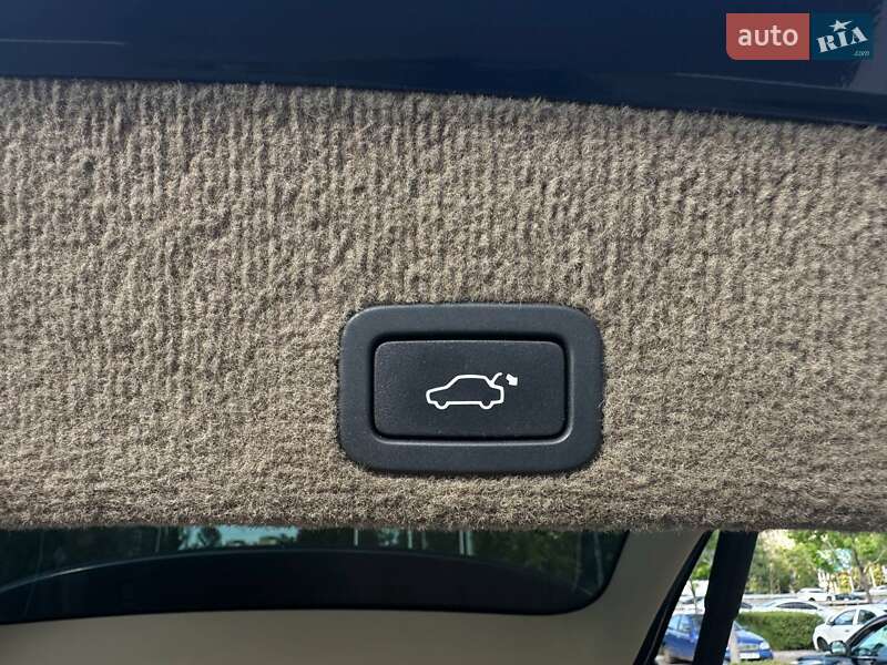 Позашляховик / Кросовер Volvo XC60 2013 в Києві