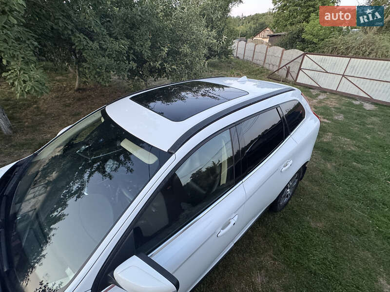 Внедорожник / Кроссовер Volvo XC60 2011 в Киеве
