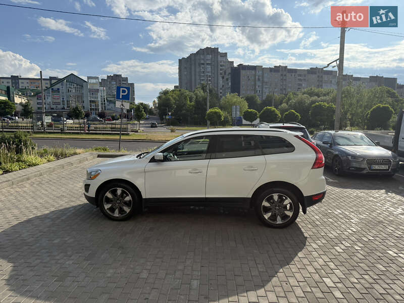 Внедорожник / Кроссовер Volvo XC60 2013 в Львове