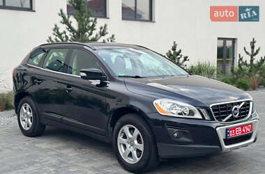 Внедорожник / Кроссовер Volvo XC60 2010 в Луцке