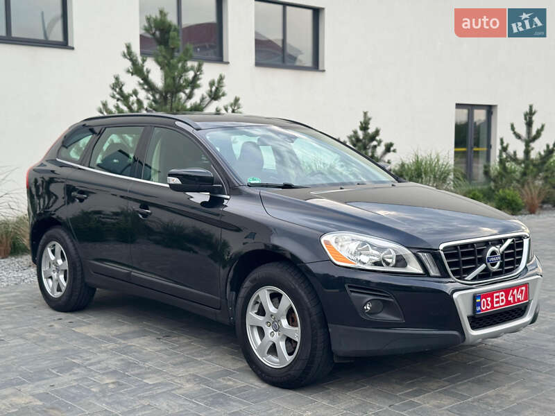 Внедорожник / Кроссовер Volvo XC60 2010 в 