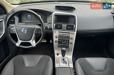 Внедорожник / Кроссовер Volvo XC60 2010 в 