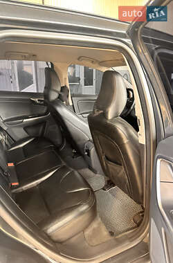Позашляховик / Кросовер Volvo XC60 2017 в 