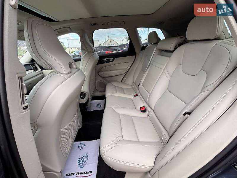 Внедорожник / Кроссовер Volvo XC60 2021 в Львове