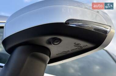 Внедорожник / Кроссовер Volvo XC60 2020 в 