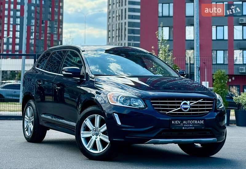 Внедорожник / Кроссовер Volvo XC60 2016 в 