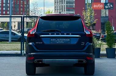 Внедорожник / Кроссовер Volvo XC60 2016 в 