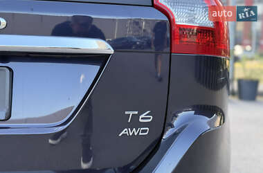 Внедорожник / Кроссовер Volvo XC60 2016 в 