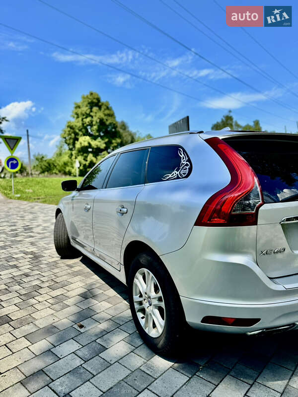 Внедорожник / Кроссовер Volvo XC60 2015 в Староконстантинове