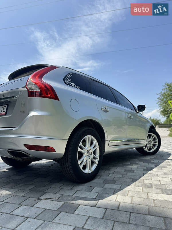 Внедорожник / Кроссовер Volvo XC60 2015 в Староконстантинове