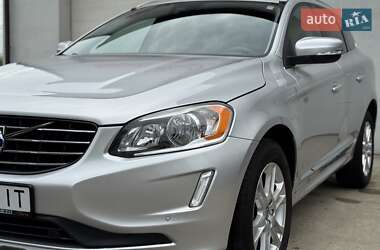 Внедорожник / Кроссовер Volvo XC60 2015 в 