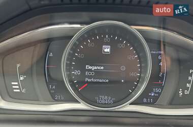 Внедорожник / Кроссовер Volvo XC60 2015 в 