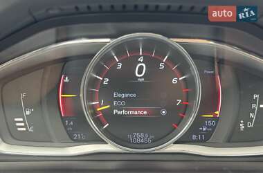 Внедорожник / Кроссовер Volvo XC60 2015 в 