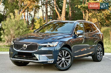 Внедорожник / Кроссовер Volvo XC60 2021 в 
