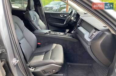 Внедорожник / Кроссовер Volvo XC60 2019 в 