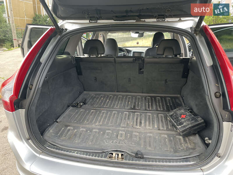 Позашляховик / Кросовер Volvo XC60 2015 в Києві
