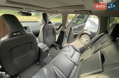 Внедорожник / Кроссовер Volvo XC60 2015 в 