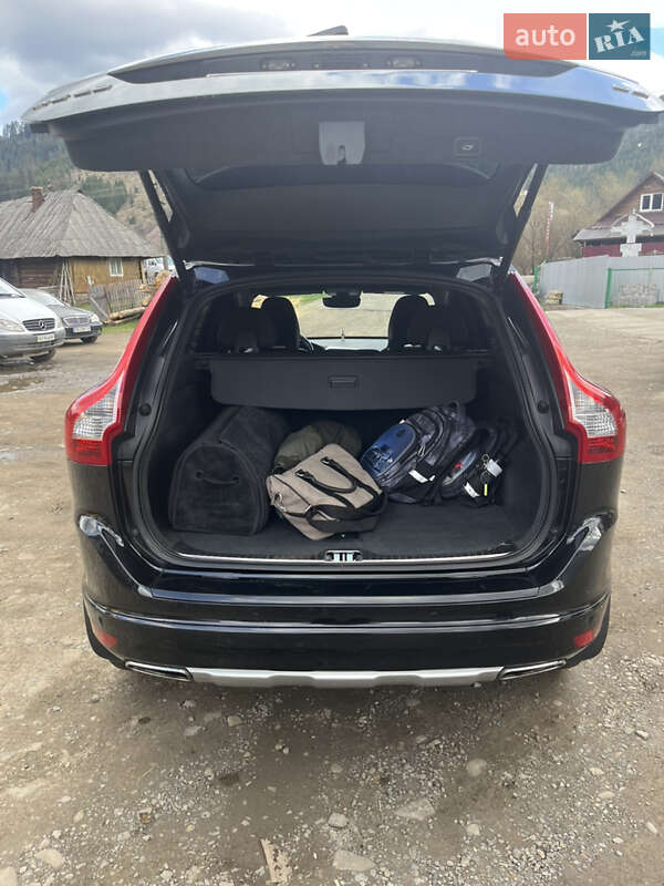 Позашляховик / Кросовер Volvo XC60 2015 в Міжгір'ї