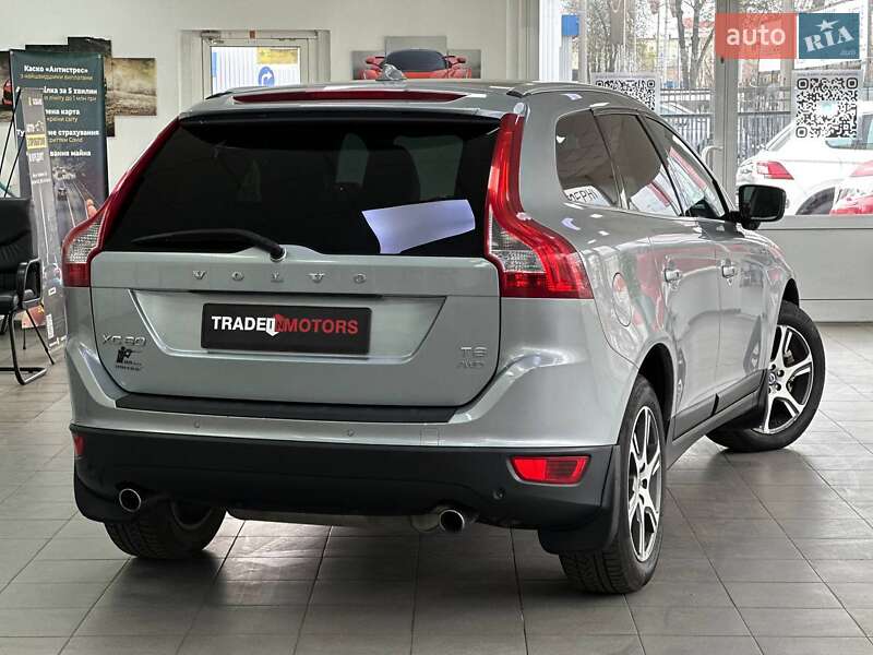 Позашляховик / Кросовер Volvo XC60 2012 в Києві