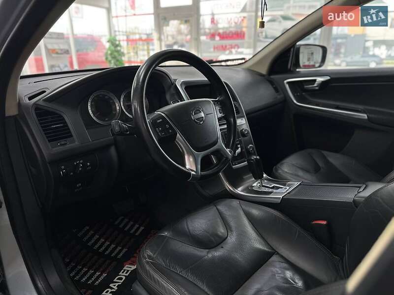 Позашляховик / Кросовер Volvo XC60 2012 в Києві