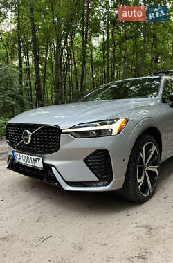 Внедорожник / Кроссовер Volvo XC60 2021 в 