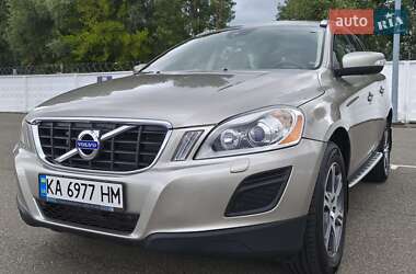 Внедорожник / Кроссовер Volvo XC60 2012 в 