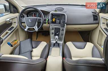 Внедорожник / Кроссовер Volvo XC60 2012 в 