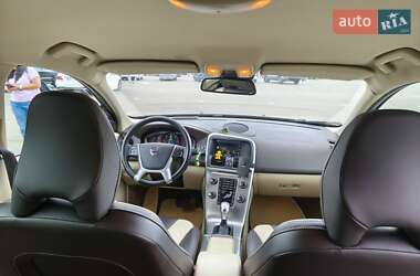 Внедорожник / Кроссовер Volvo XC60 2012 в 