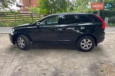 Внедорожник / Кроссовер Volvo XC60 2014 в 