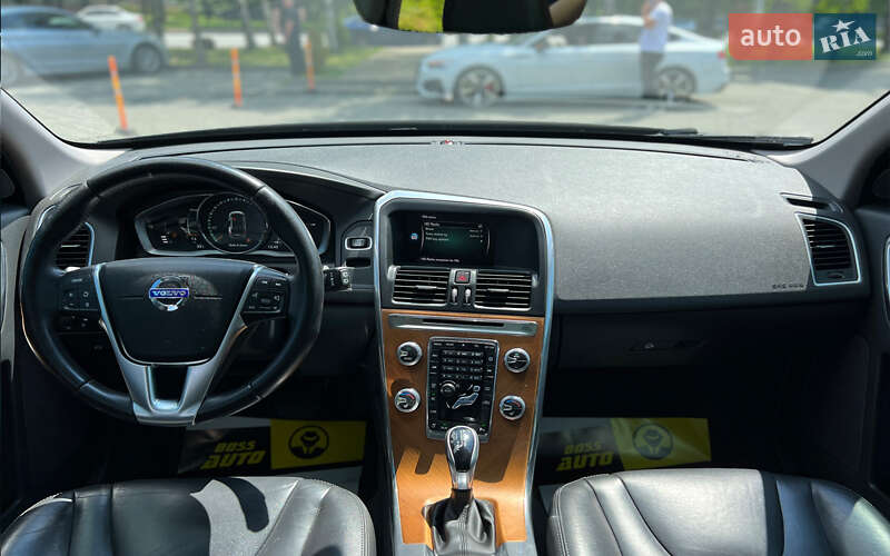 Позашляховик / Кросовер Volvo XC60 2017 в Львові