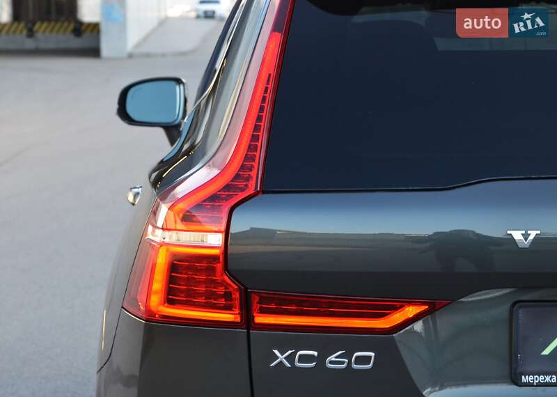 Внедорожник / Кроссовер Volvo XC60 2018 в Киеве фото 14 Внедорожник / Кроссовер Volvo XC60 2018 в Киеве