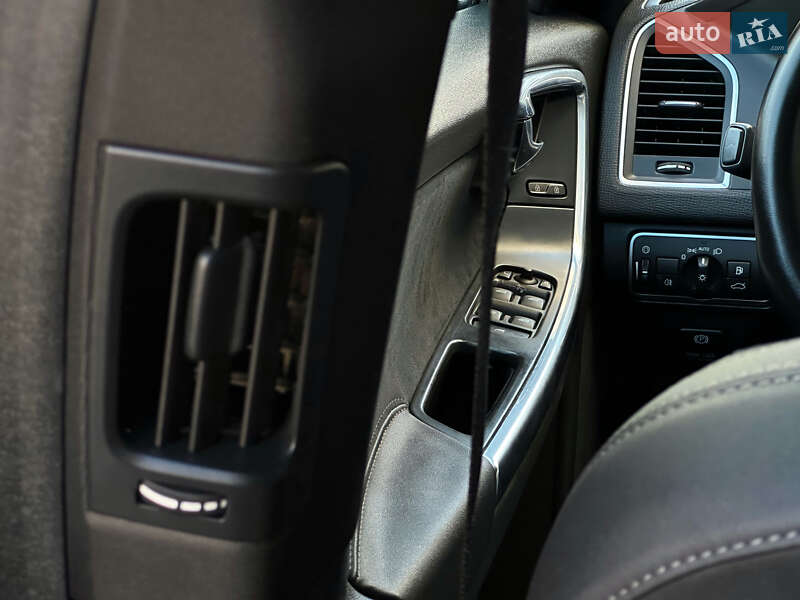 Внедорожник / Кроссовер Volvo XC60 2014 в Тернополе