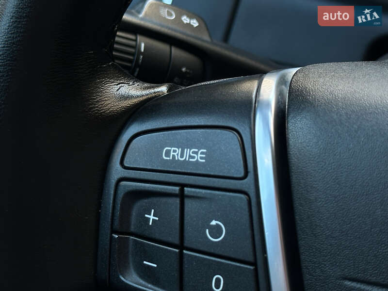 Внедорожник / Кроссовер Volvo XC60 2014 в Тернополе