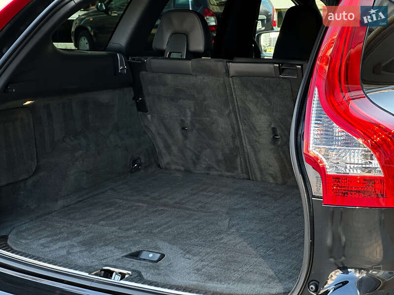 Внедорожник / Кроссовер Volvo XC60 2014 в Тернополе