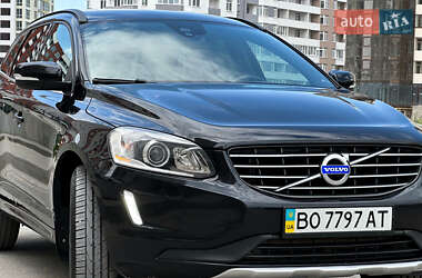 Внедорожник / Кроссовер Volvo XC60 2014 в 