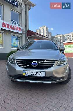 Внедорожник / Кроссовер Volvo XC60 2015 в 
