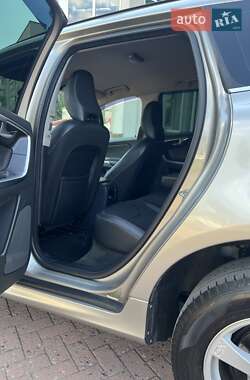Внедорожник / Кроссовер Volvo XC60 2015 в 